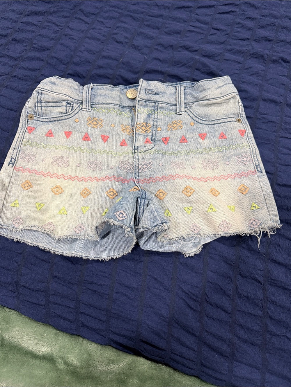 Cherokee Light Wash Denim Shorts with Colorful Embroidery